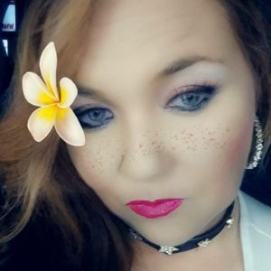 Meet your Posher, Whitney